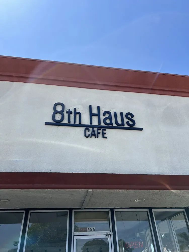 8th Haus Cafe Front